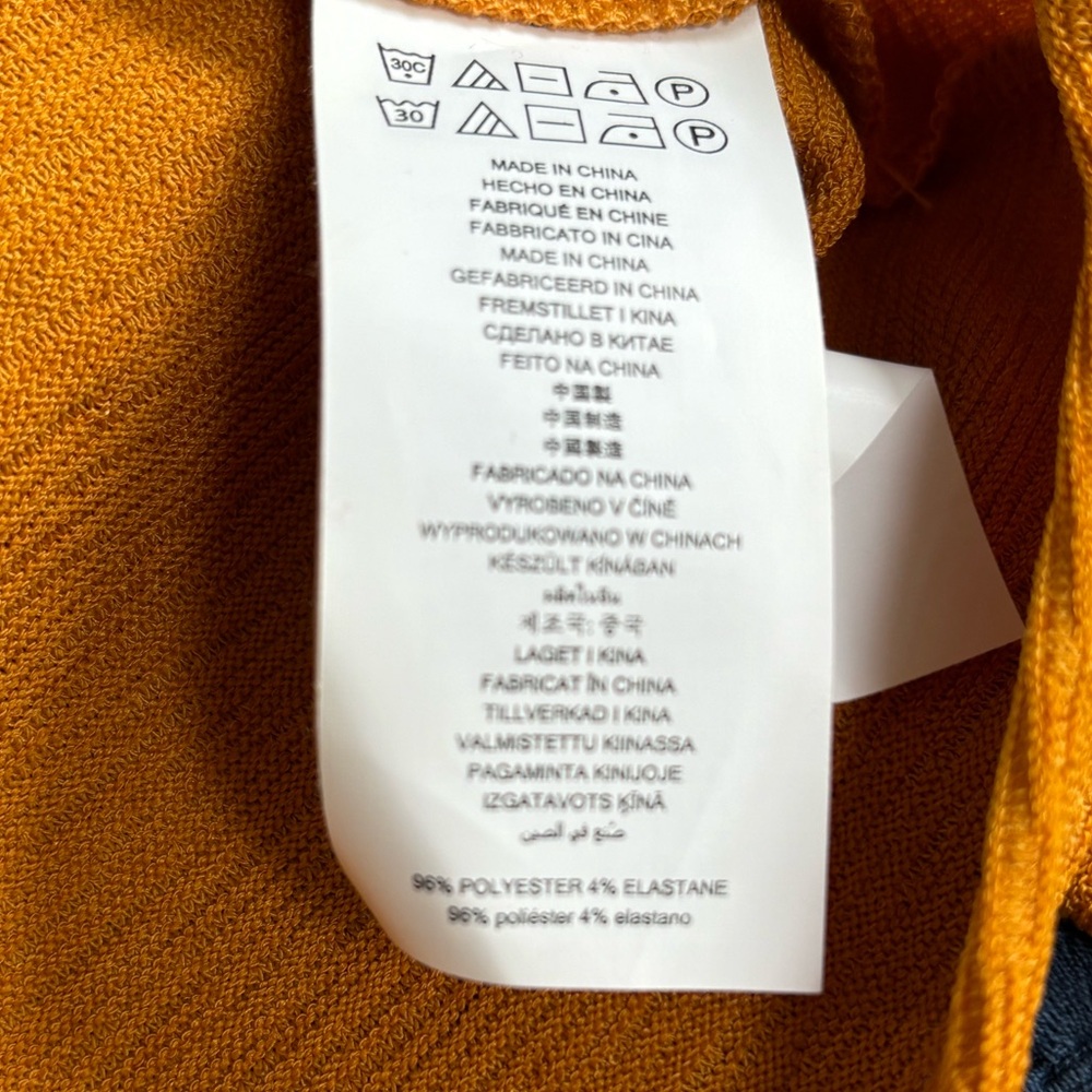 Like new MICHAEL KORS L/S BELL SLEEVE - Picture 3 of 3